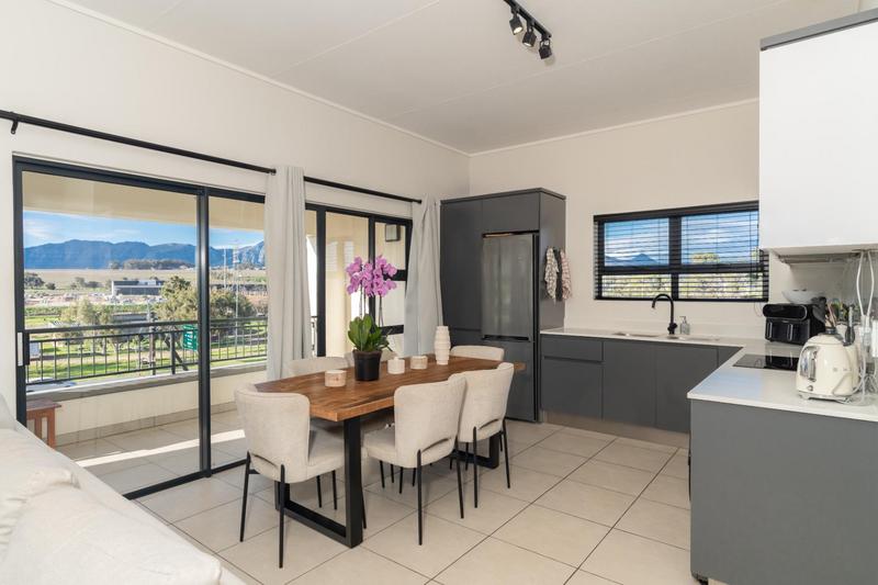 2 Bedroom Property for Sale in The Huntsman Western Cape